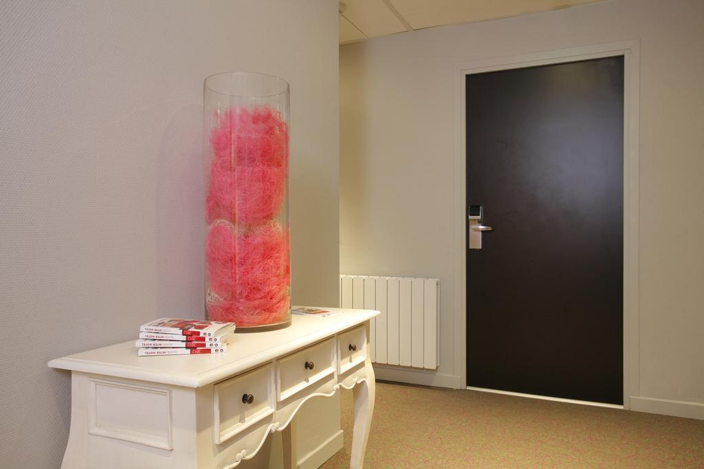 Hotel The Originals Perpignan Sud Le Grillon D'Or Ле Булу Екстериор снимка