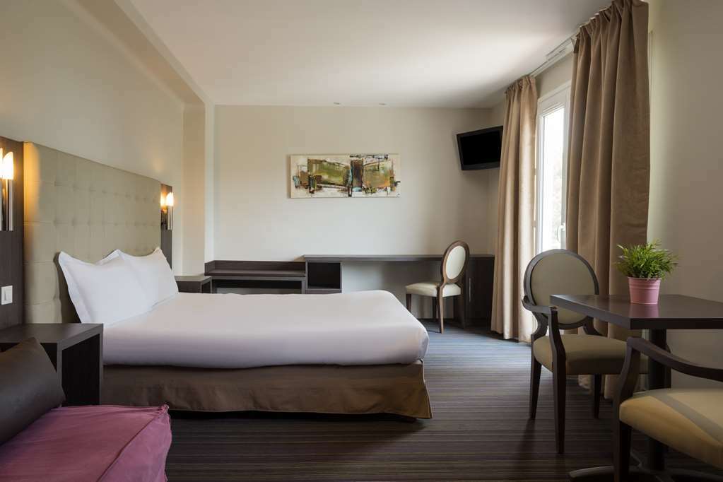 Hotel The Originals Perpignan Sud Le Grillon D'Or Ле Булу Стая снимка